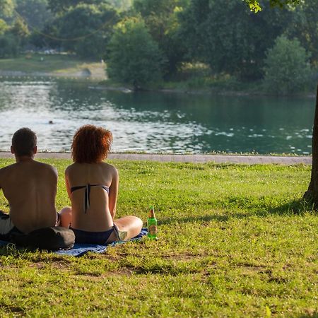 Blue Lake Apartment Zagreb Eksteriør bilde